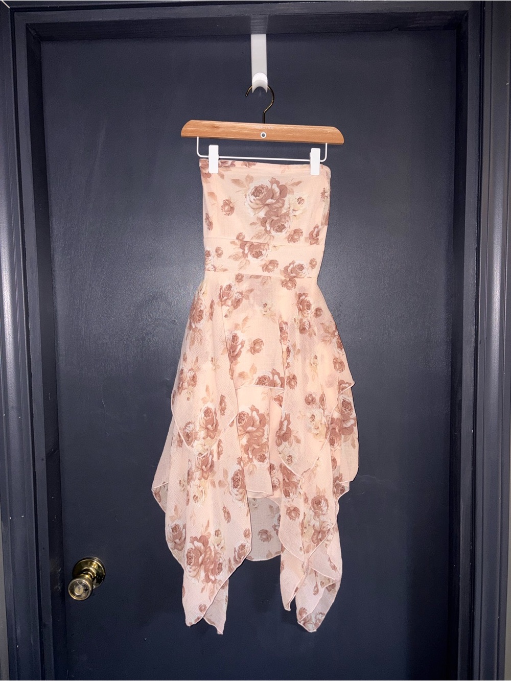 Forever 21 Blush Pink Strapless Floral Dress